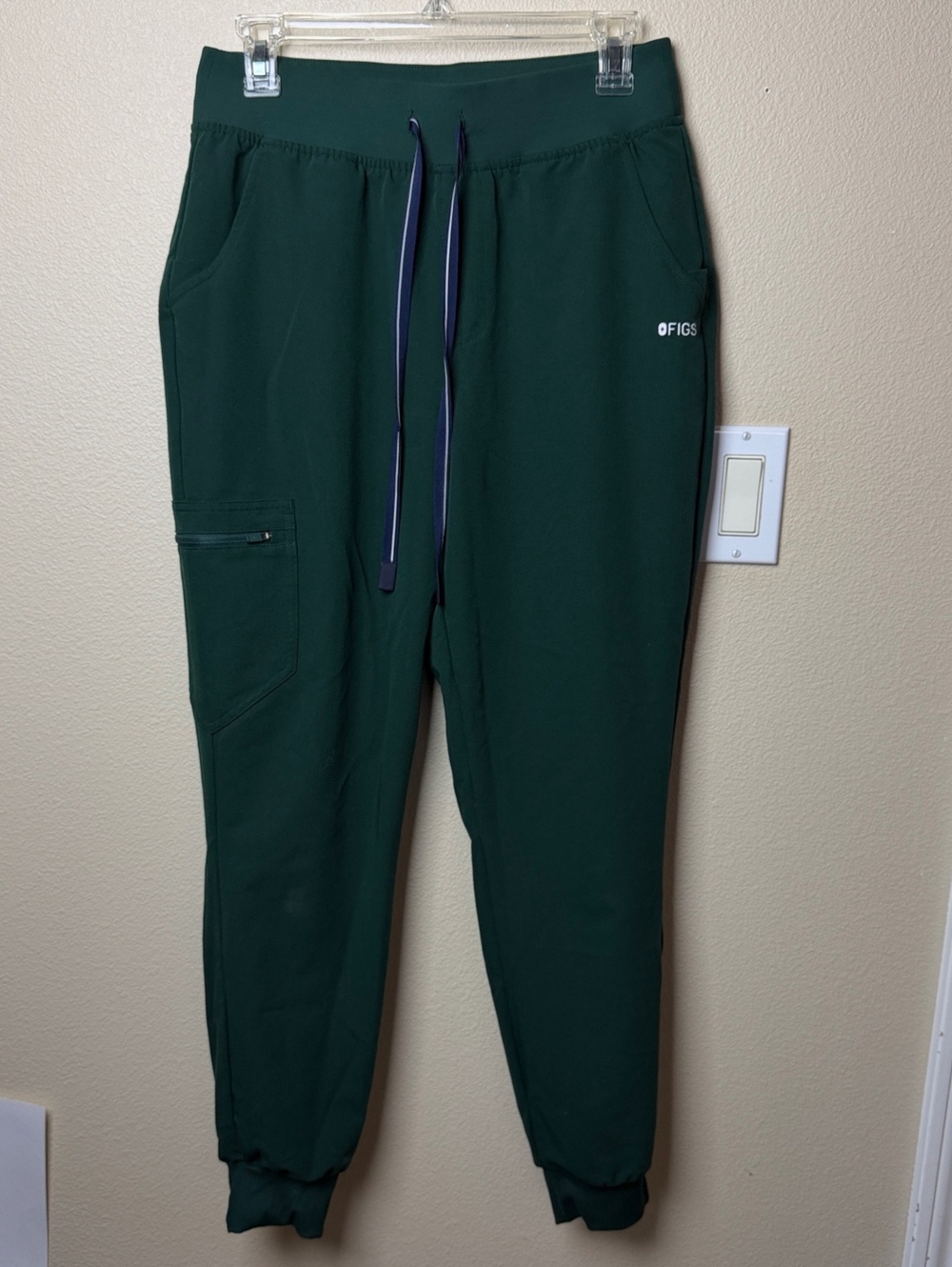 FIGS Scrubs Zamora High Rise Jogger | Size M | Color